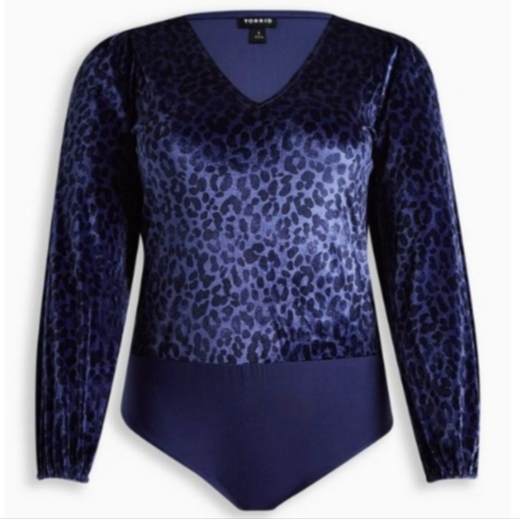 Torrid Leopard Cheetah Stretch Blue Velvet V-Neck Long Sleeve Bodysuit 2X 3X 4X - Picture 3 of 11